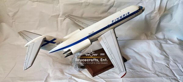 Douglas DC-9-14 Finnair OH-LYD - Image 3